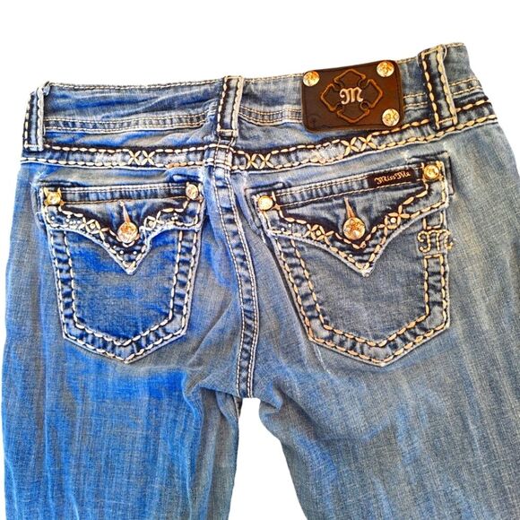 Miss Me Jeans Women's Embellished Bootcut Jewelled Distressed Denim Size 28 x 32 - Picture 5 of 16